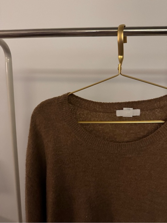 H&M Sweaters - H&M Brown Crewneck Women's Sweater